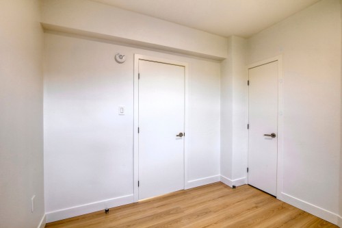 Chambre à coucher - 505-10 Av. Rosemount, Westmount, QC - Indoor Photo Showing Other Room