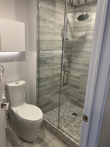 Bathroom - 604-2320 Rue Tupper, Montréal (Ville-Marie), QC - Indoor Photo Showing Bathroom