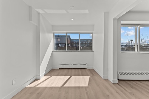 Salle à manger - 111-4200 Av. Bourret, Montréal (Côte-Des-Neiges/Notre-Dame-De-Grâce), QC - Indoor Photo Showing Other Room