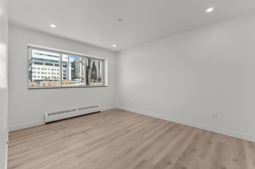 Chambre à coucher - 111-4200 Av. Bourret, Montréal (Côte-Des-Neiges/Notre-Dame-De-Grâce), QC - Indoor Photo Showing Other Room