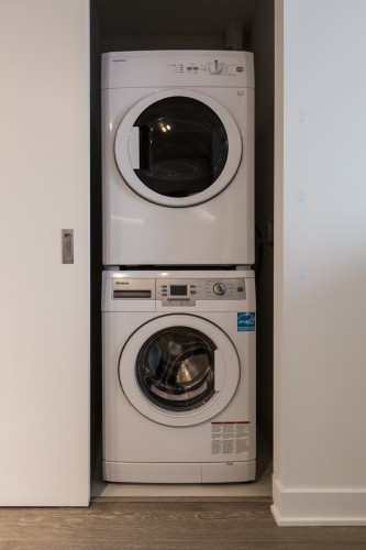 Laundry - 1911-1188 Rue St-Antoine O., Montréal (Ville-Marie), QC - Indoor Photo Showing Laundry Room
