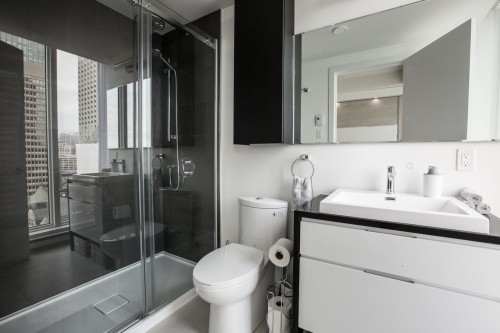 Bathroom - 1911-1188 Rue St-Antoine O., Montréal (Ville-Marie), QC - Indoor Photo Showing Bathroom