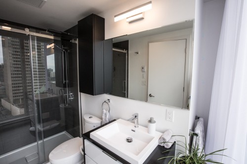 Bathroom - 1911-1188 Rue St-Antoine O., Montréal (Ville-Marie), QC - Indoor Photo Showing Bathroom