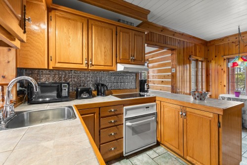 Cuisine - 20 26E Avenue, Pincourt, QC - Indoor Photo Showing Kitchen