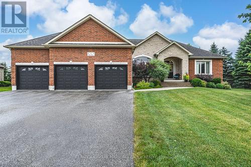 5 MUNRO COURT  Springwater, ON L9X 0H6