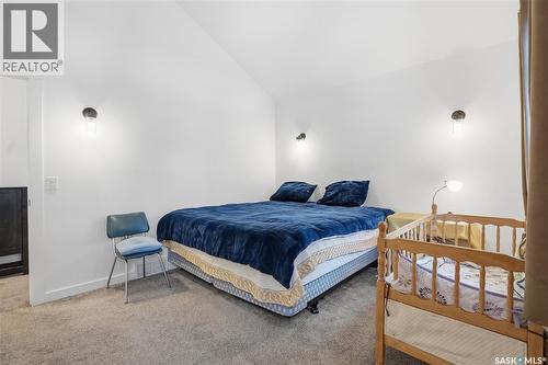929 K Avenue N, Saskatoon, SK - Indoor Photo Showing Bedroom