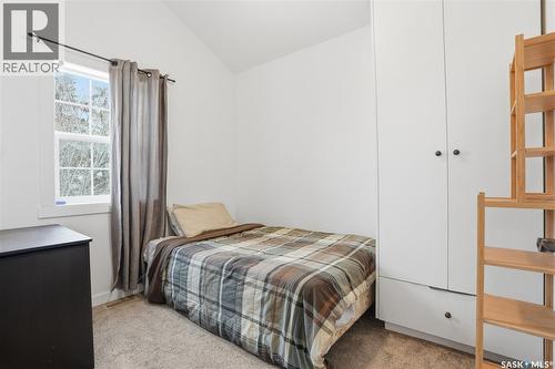 929 K Avenue N, Saskatoon, SK - Indoor Photo Showing Bedroom
