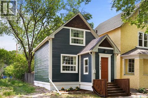 1941 Montague STREET  Regina, SK S4T 3J6