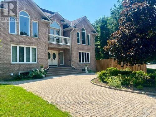 4040 Lookout Court, Mississauga, ON 