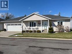 5700 BLACKWELL Sideroad Unit# 13 Sarnia, ON N7W 1B7