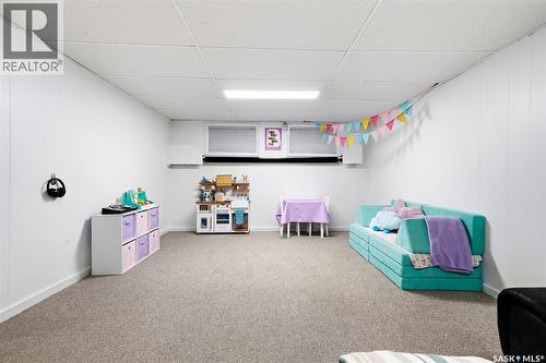 3003 Hill Avenue, Regina, SK - Indoor