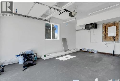 533 Sharma Crescent, Saskatoon, SK - Indoor