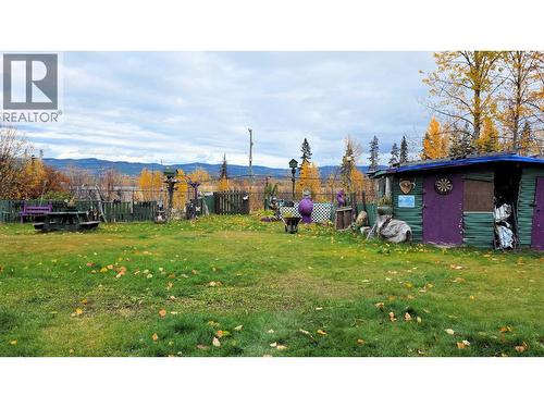 15 Harmon Crescent, Granisle, BC - Outdoor