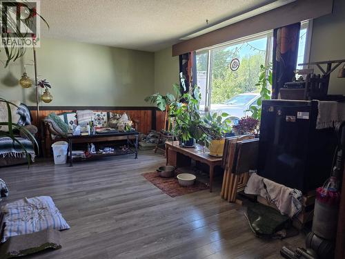15 Harmon Crescent, Granisle, BC - Indoor