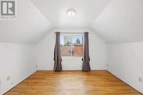 1123 Secord Avenue, Ottawa, ON - Indoor Photo Showing Other Room