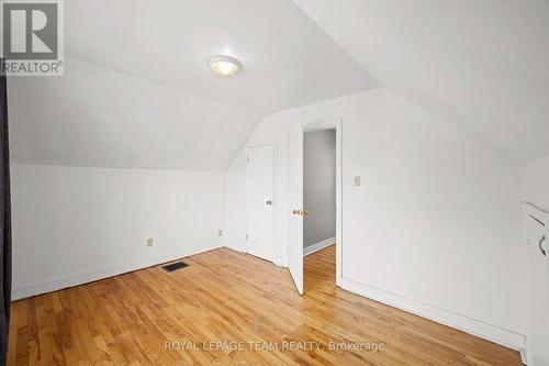 1123 Secord Avenue, Ottawa, ON - Indoor Photo Showing Other Room