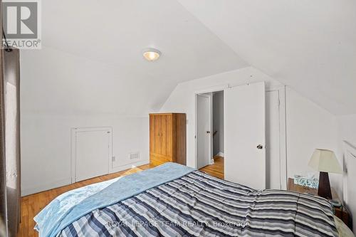 1123 Secord Avenue, Ottawa, ON - Indoor Photo Showing Bedroom