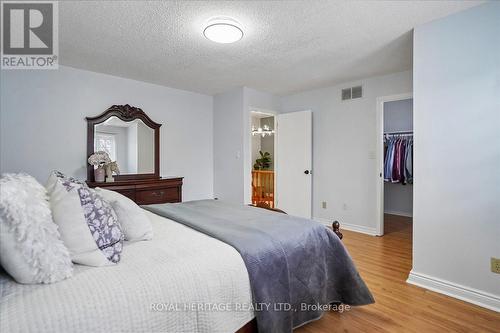 148 Adele Crescent, Oshawa, ON - Indoor Photo Showing Bedroom