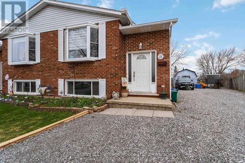 21 JUSTINA COURT  Welland (Broadway), ON L3C 7E4