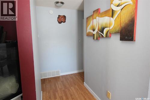 800 Robison Street, Indian Head, SK - Indoor Photo Showing Other Room