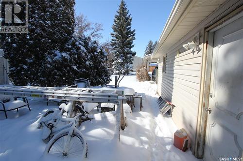 800 Robison Street, Indian Head, SK - Outdoor