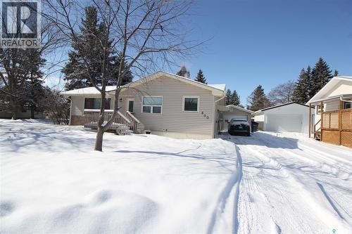 800 Robison Street, Indian Head, SK - Outdoor