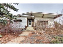 11712 43 AV NW  Edmonton, AB T6J 0Y7