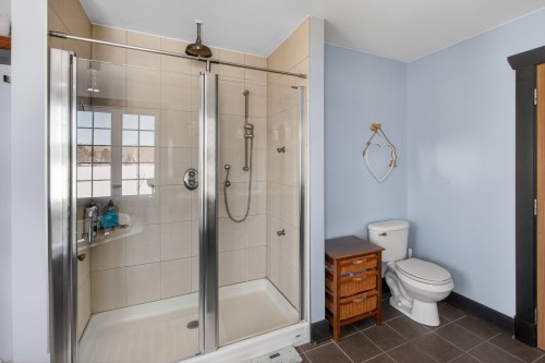 Salle de bains attenante à la CCP - 32 Ch. Dupuis, La Minerve, QC - Indoor Photo Showing Bathroom