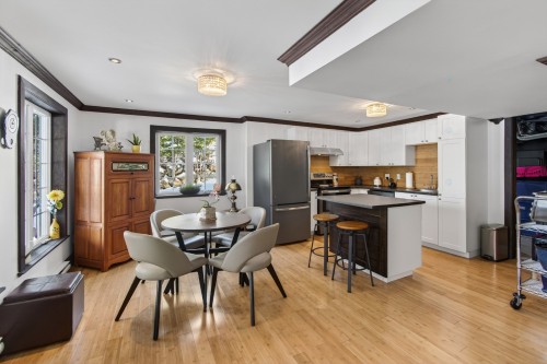 Salle familiale - 32 Ch. Dupuis, La Minerve, QC - Indoor