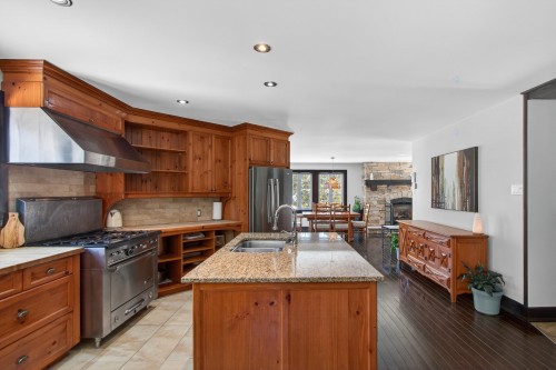 Cuisine - 32 Ch. Dupuis, La Minerve, QC - Indoor Photo Showing Kitchen With Double Sink