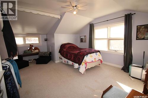 663 2Nd Street E, Shaunavon, SK - Indoor Photo Showing Bedroom