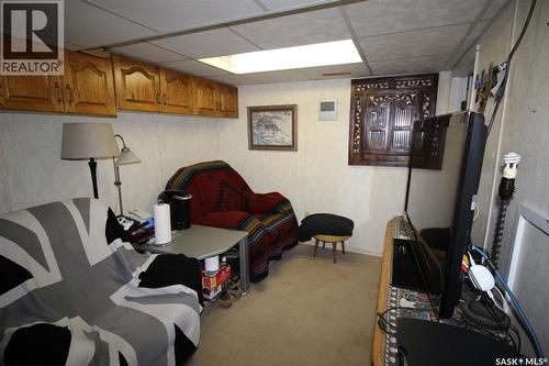 663 2Nd Street E, Shaunavon, SK - Indoor