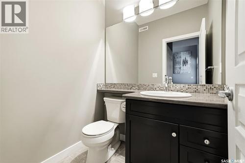 5343 Universal Crescent, Regina, SK - Indoor Photo Showing Bathroom