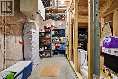 5343 Universal Crescent, Regina, SK - Indoor