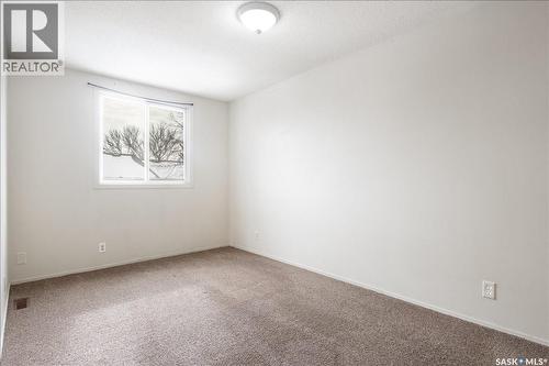 71 3904 Castle Road, Regina, SK - Indoor Photo Showing Other Room