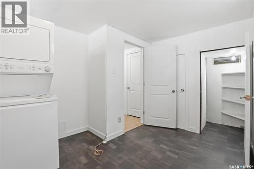 1606 Arlington Avenue, Saskatoon, SK - Indoor Photo Showing Laundry Room