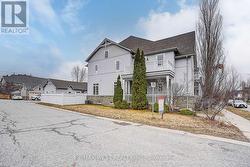 11 DANCER'S DRIVE Markham, ON L6C 2C4