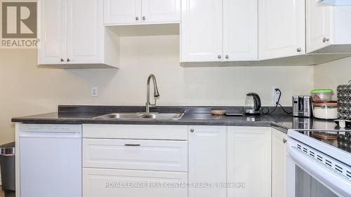 66 Downing Crescent, Barrie, ON - Indoor Photo Showing Kitchen With Double Sink