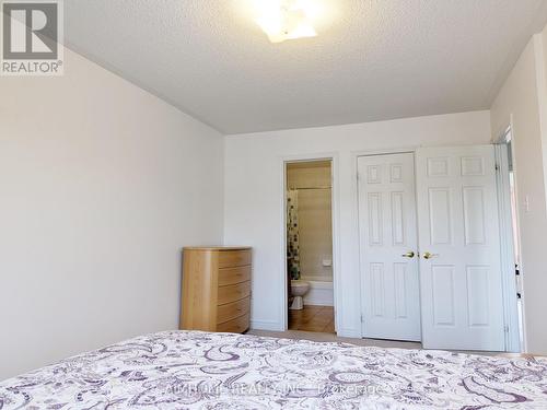 74 Sunway Square, Markham, ON - Indoor Photo Showing Bedroom
