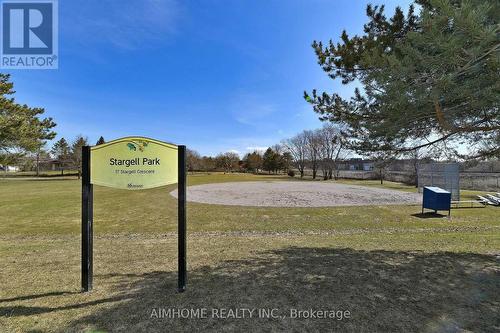 74 Sunway Square, Markham, ON - Outdoor With View