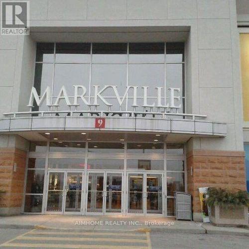 74 Sunway Square, Markham, ON - Outdoor