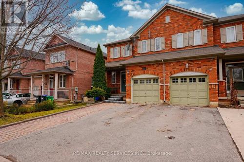 32 Ashdale Road, Brampton, ON - Outdoor