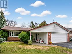 5 CASTLEBAR ROAD Toronto, ON M8Z 2J4