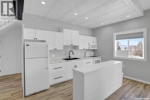 26 Alice Crescent, North Grove, SK - Indoor Photo Showing Kitchen