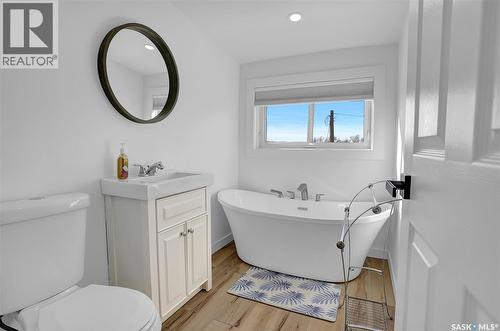 26 Alice Crescent, North Grove, SK - Indoor Photo Showing Bathroom