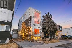 67 PINHEY STREET Ottawa, ON K1Y 1T5