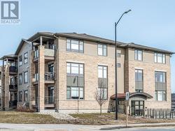 201 - 300 JATOBA PRIVATE Ottawa, ON K2V 0E7