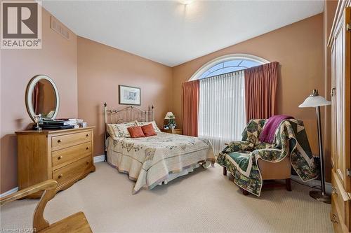 285 Deer Ridge Drive, Kitchener, ON - Indoor Photo Showing Bedroom