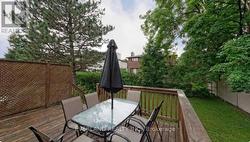 UPPER - 302 HENDON AVENUE Toronto, ON M2M 1B2