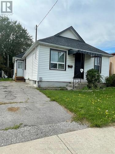 350 OSHAWA BOULEVARD S  Oshawa, ON L1H 5S4